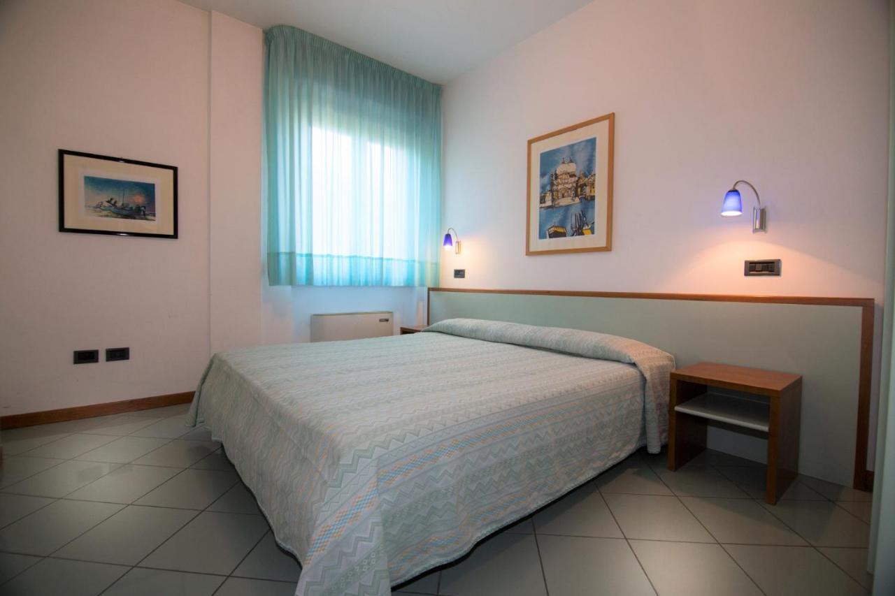 Appartamento Mediterraneo San Benedetto del Tronto Esterno foto